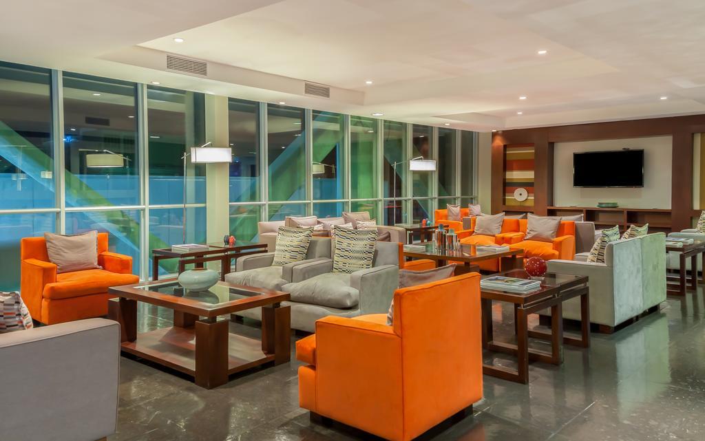 Four Points By Sheraton Los Angeles Bagian luar foto